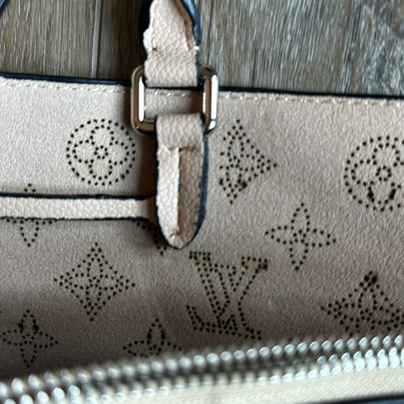 LV look a like Bella tote mahina - Picture 4 of 8